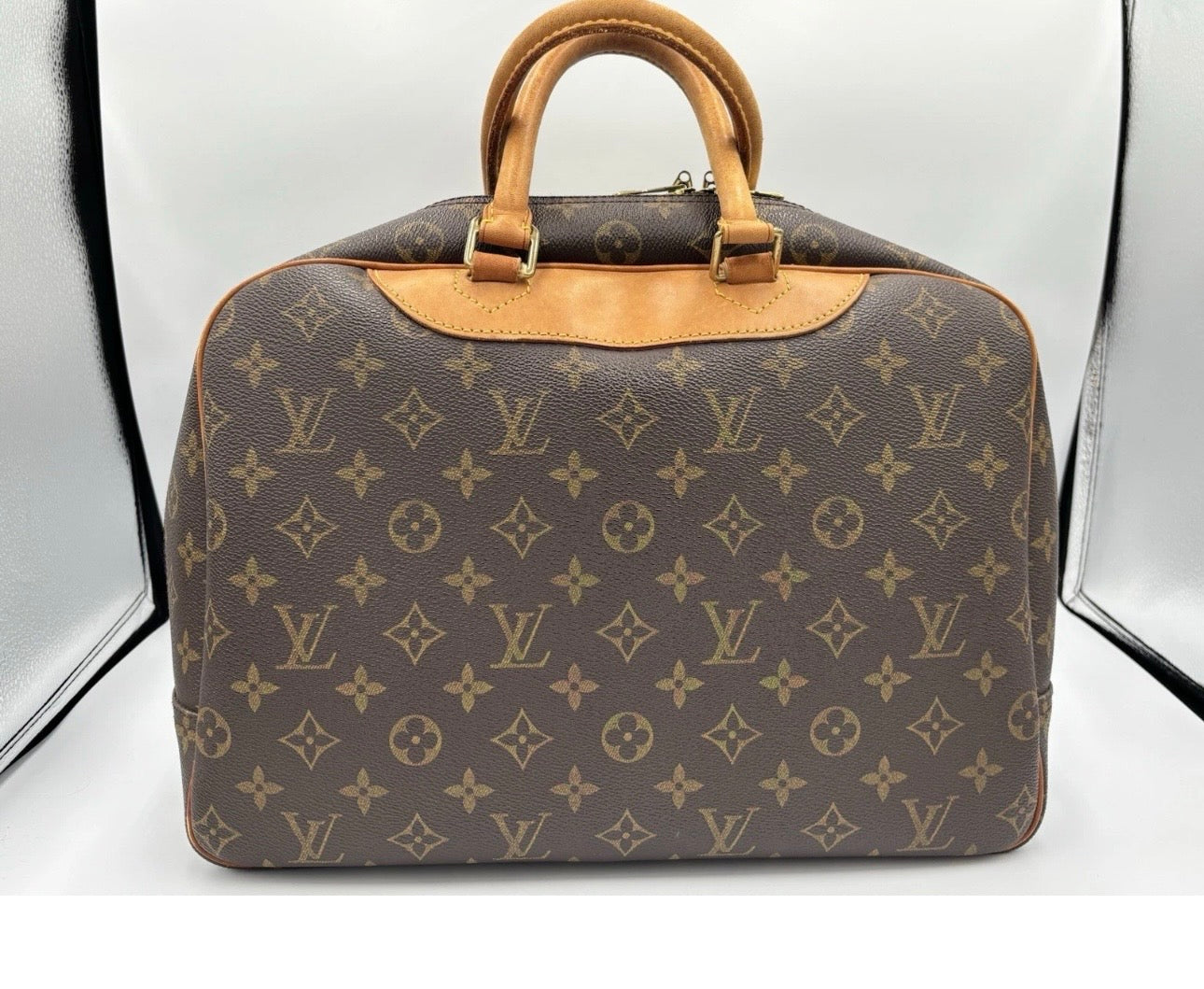 Louis Vuitton Deauville Monogram Hand Bag