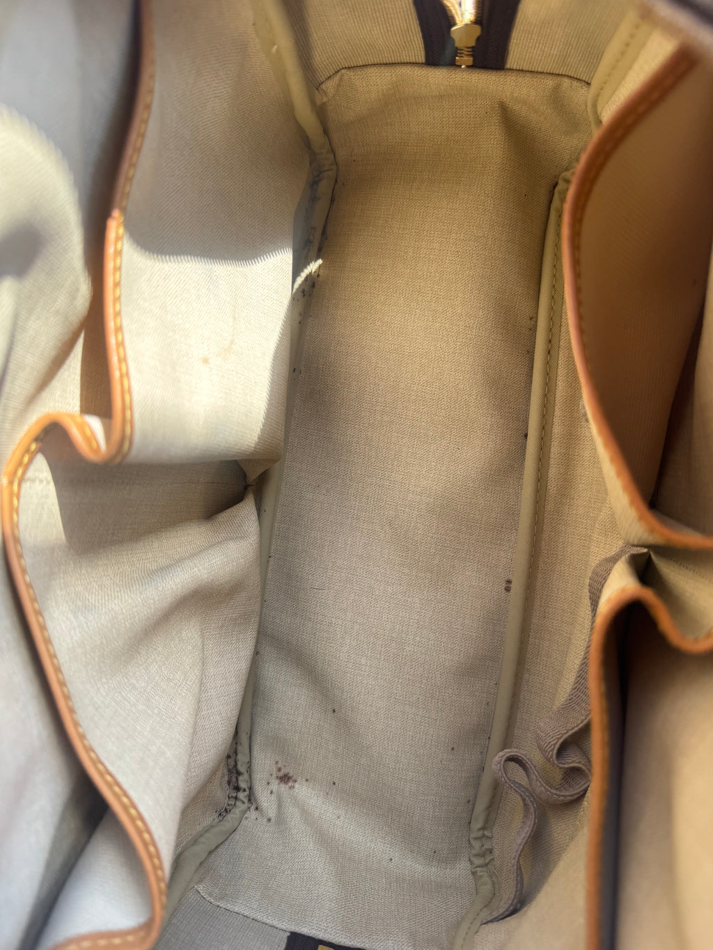 Louis Vuitton Deauville bag.