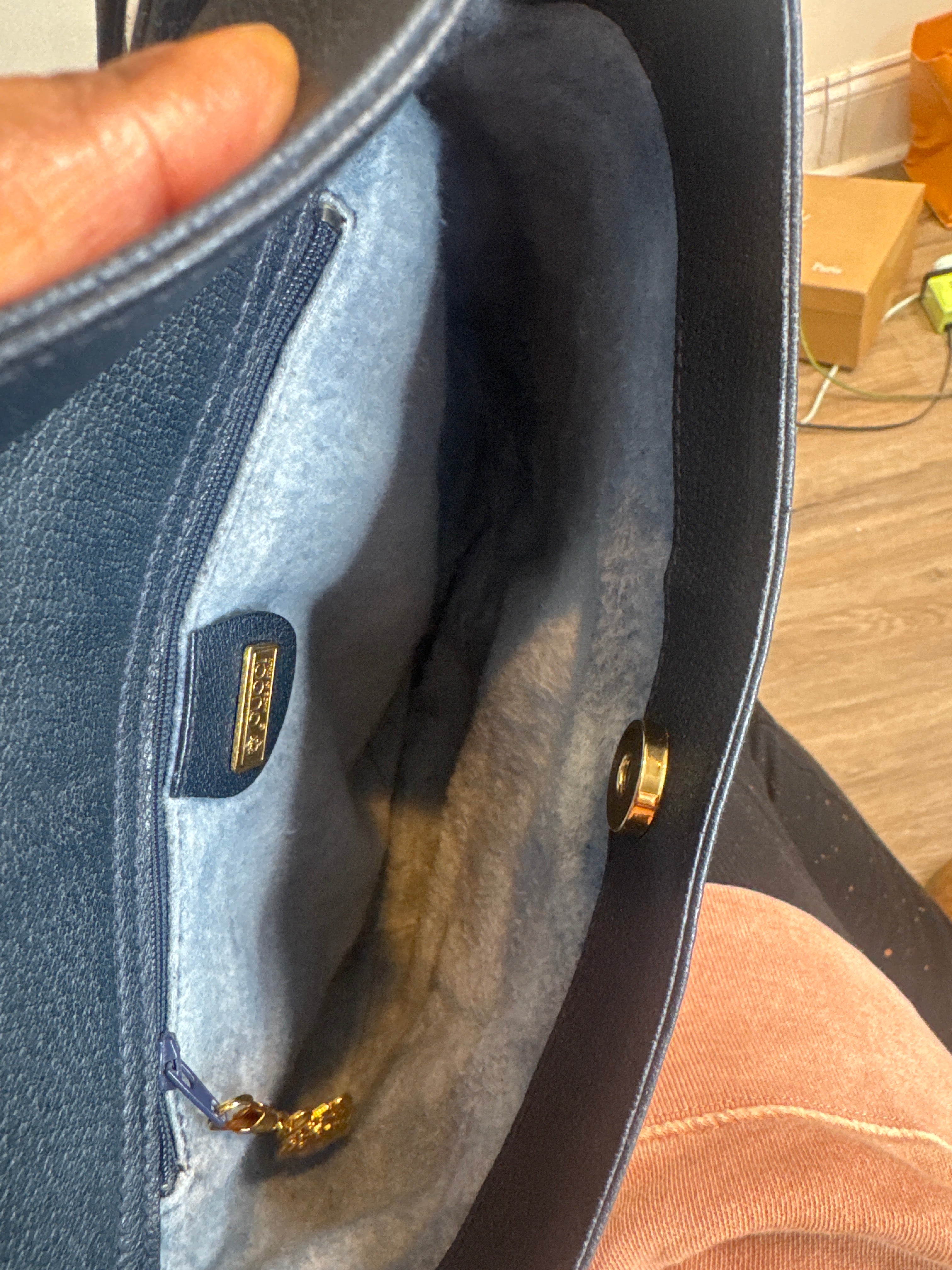 GUCCI GG Supreme Shoulder Bag PVC Navy Gold