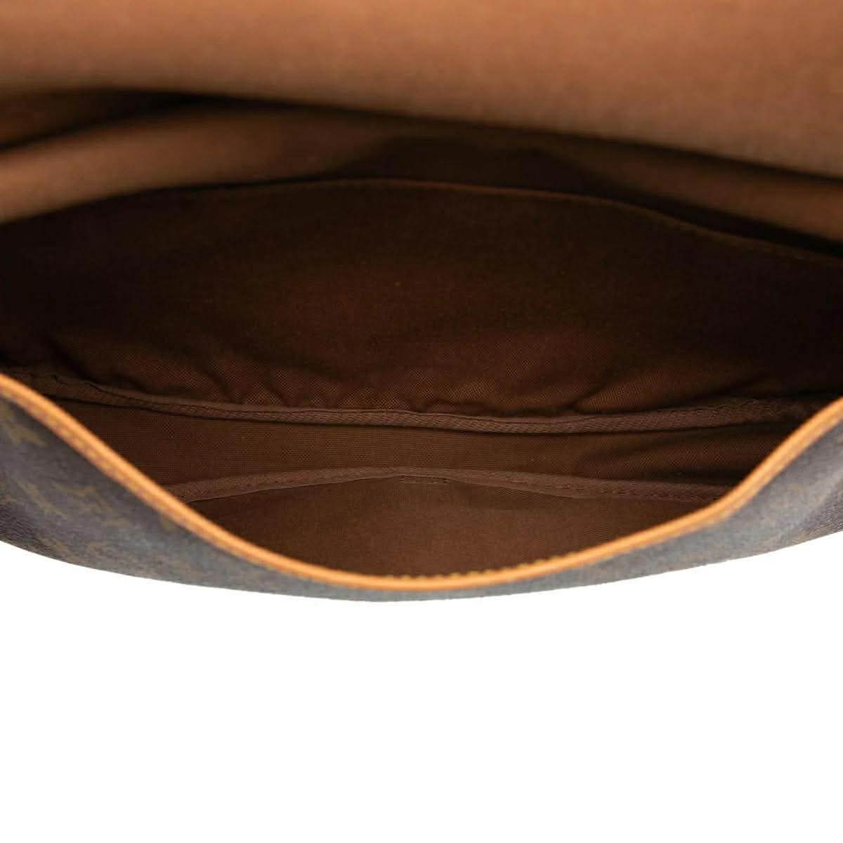 Louis Vuitton Saumur 30 bag