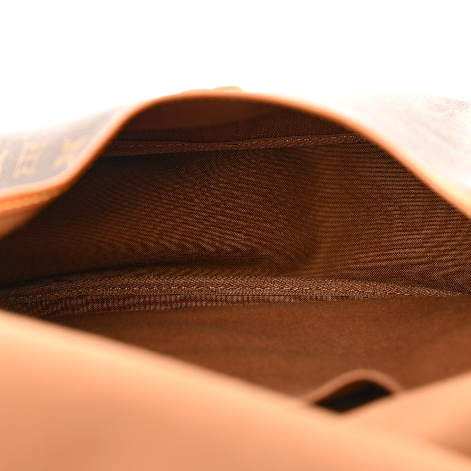 Louis Vuitton Saumur 35 bag