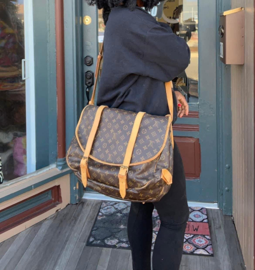 Louis Vuitton Saumur bag